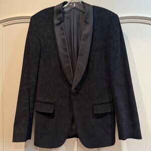 Pre-owned in excellent condition: BOSS FITTED PATTERNED TUXEDO JACKET